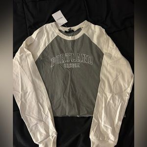 I am selling this cropped long sleeve!